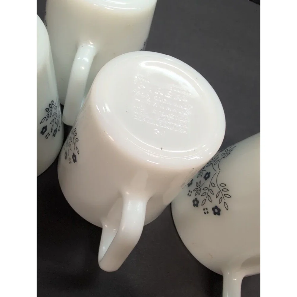 Pyrex Summer Impressions Blue Flower Coffee Cup White Milk Glass Set of 4